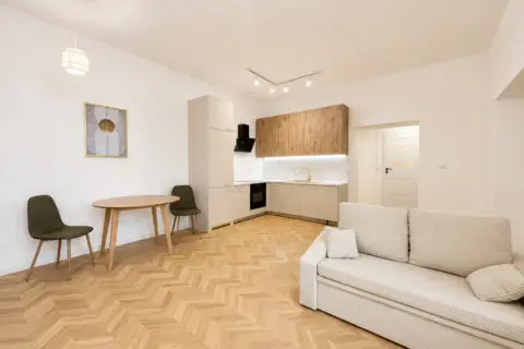 Na sprzedaż: Jasne i przestronne mieszkanie 54 m2